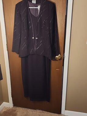 R&M Richards Sleeveless Maxi Dress in Plum with Sheer Jacket NWOT 14P
